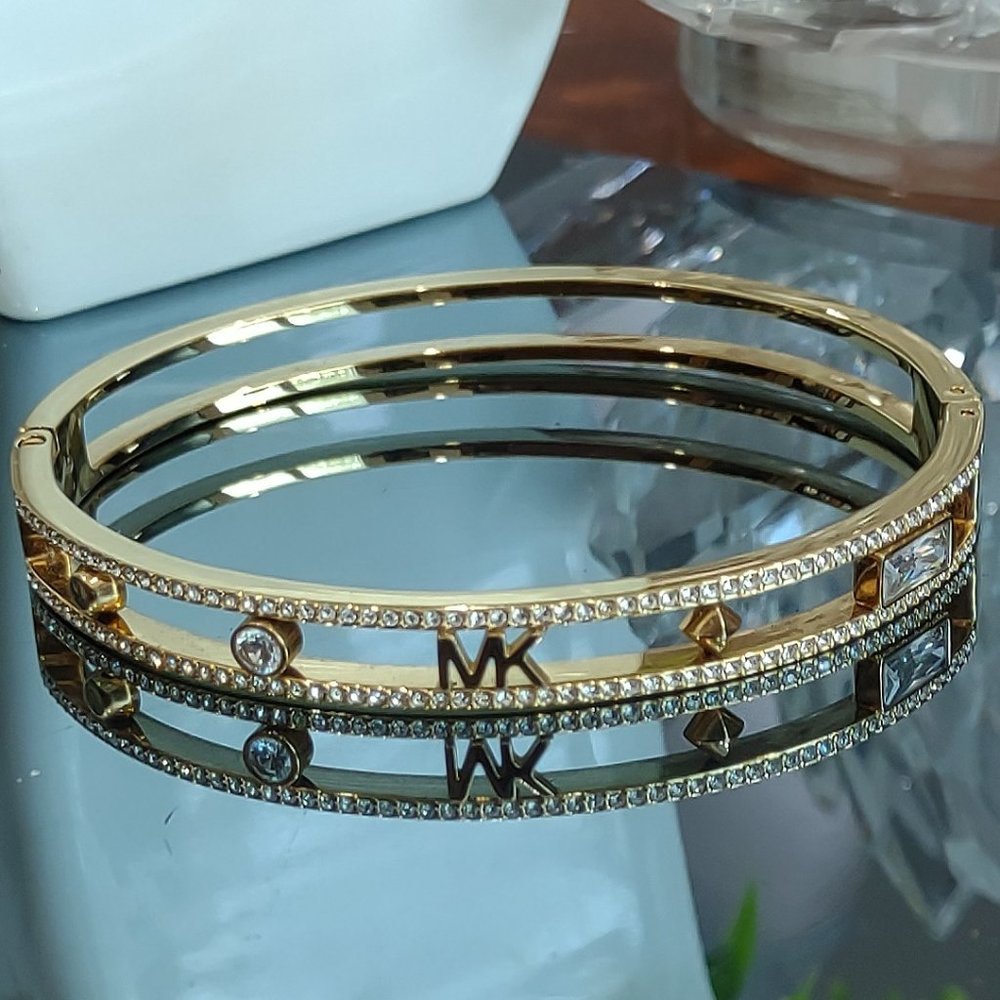 Michael Kors Logo Glitz Bangle Bracelet in Gold